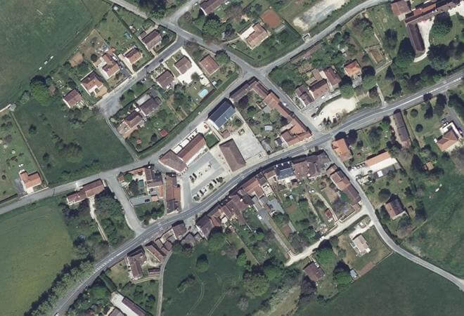 Vue aérienne Ancienne Halle, La Douze