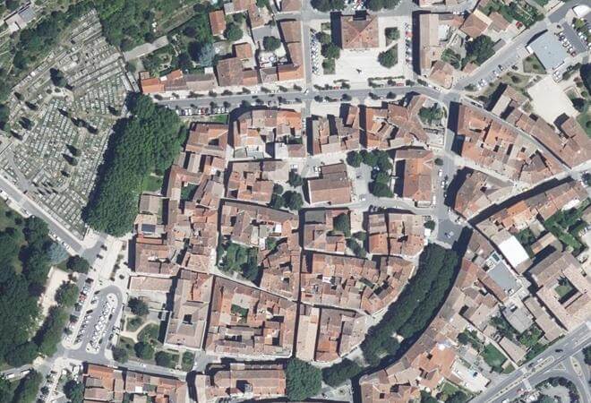 Vue aérienne Grand Marché, Le Vigan