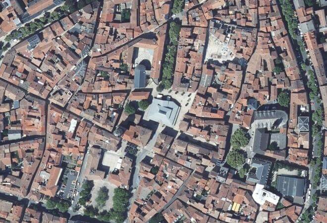 Vue aérienne Halle de Millau, Millau