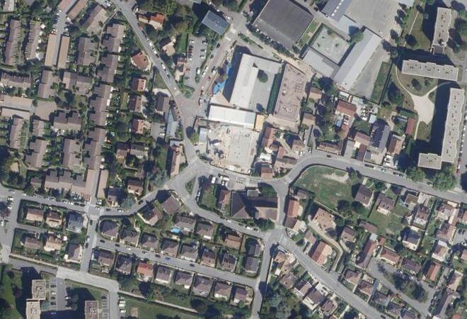 Vue aérienne Halle du marché, Bois-d'Arcy