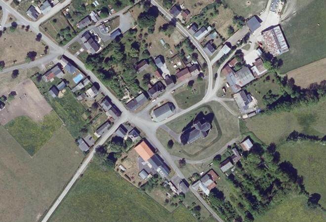 Vue aérienne Halle, Saint-Jean-aux-Bois