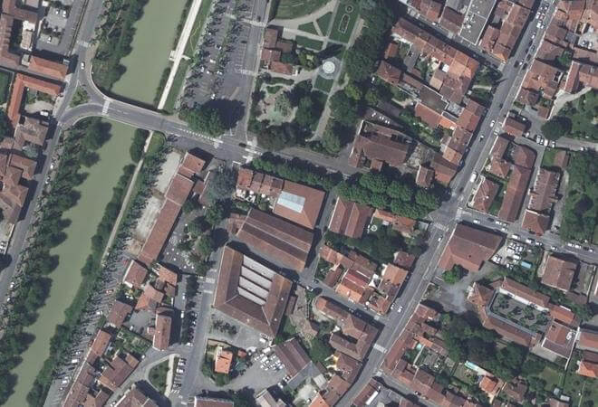 Vue aérienne Halle Verdier, Auch
