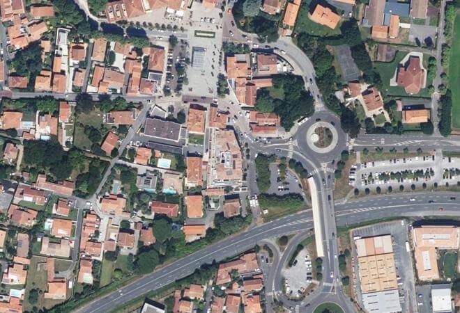 Vue aérienne Halles 5 cantons, Anglet