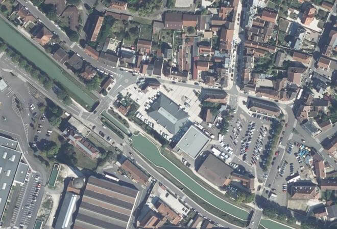 Vue aérienne Halles du marché, Montbard