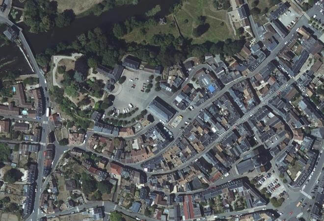 Vue aérienne Halles, Fresnay-sur-Sarthe
