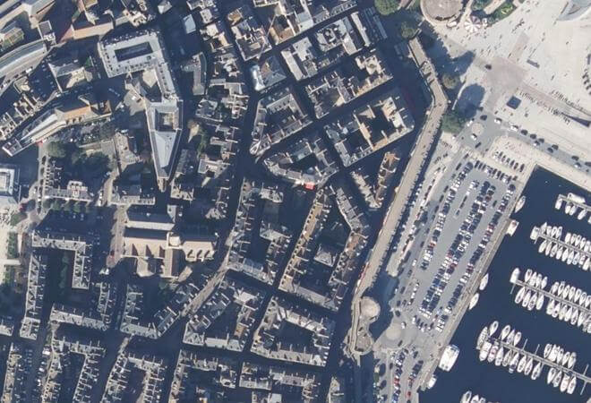 Vue aérienne La place de la poissonnerie, Saint-Malo