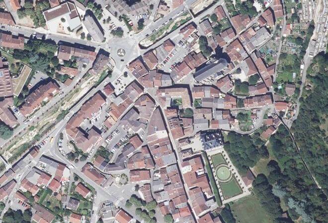 Vue aérienne Le marché du mercredi après-midi, Voreppe