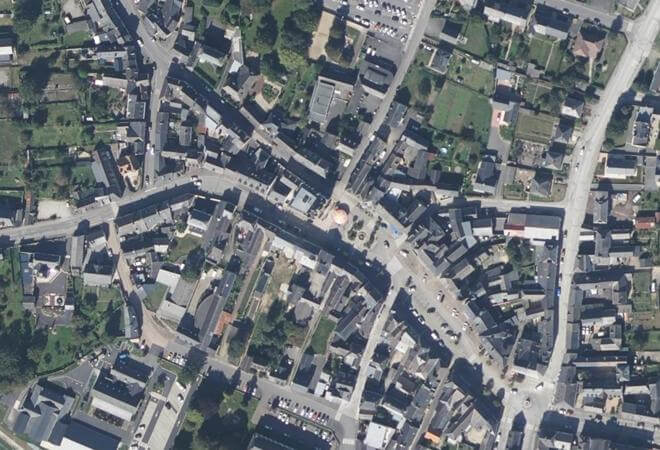 Vue aérienne Le P'tit Marché, Saint-Méen-le-Grand