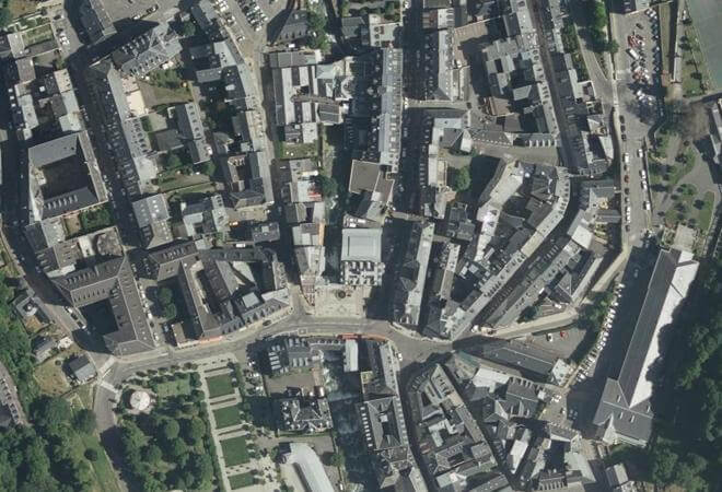 Vue aérienne Les Halles de Cauterets, Cauterets