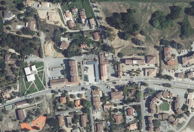 Vue aérienne Les halles de Prunelli, Prunelli-di-Fiumorbo