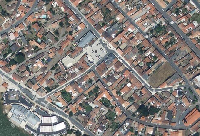 Vue aérienne Les Halles, L'Aiguillon-la-Presqu'île