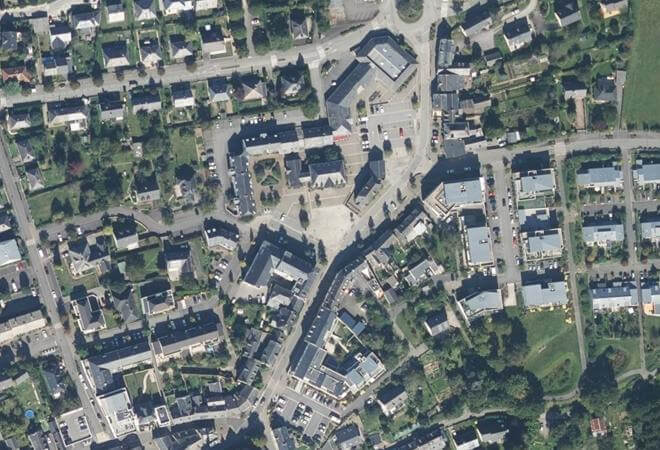 Vue aérienne Marché alimentaire, Acigné
