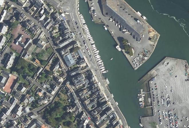 Vue aérienne Marché artisanal nocturne, Le Croisic