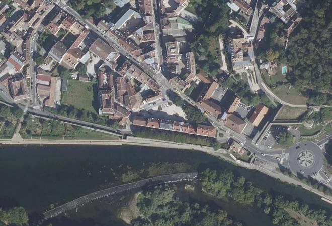 Vue aérienne Marché bio de Tarragnoz, Besançon