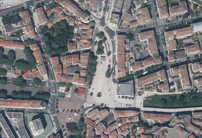 Vue aérienne Marché Cours Voltaire, Aubagne
