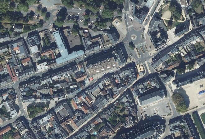 Vue aérienne Marché couvert Carnot, Nevers