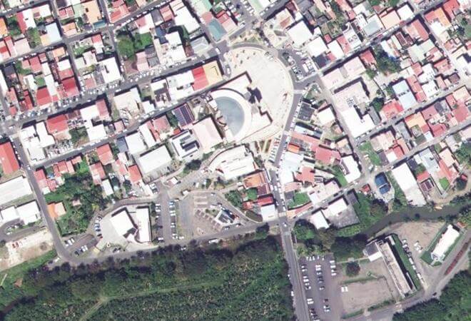 Vue aérienne Marché couvert du François, Le François