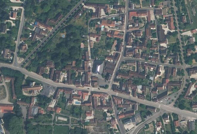 Vue aérienne Marché Couvert, Flogny-la-Chapelle