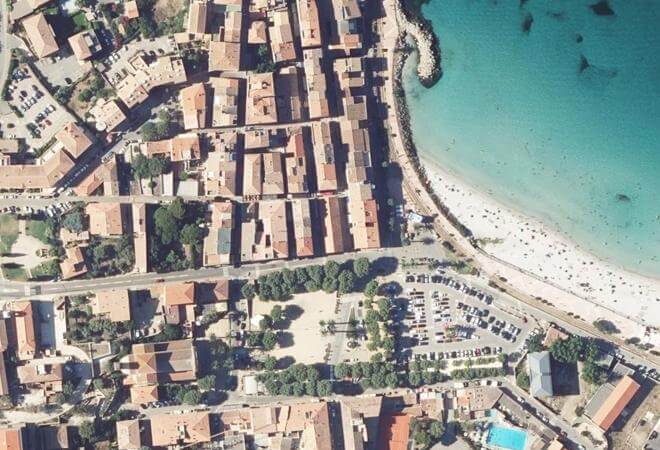 Vue aérienne Marché couvert, L'Île-Rousse