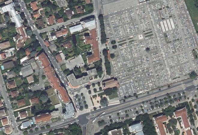 Vue aérienne Marché Curial, Bron