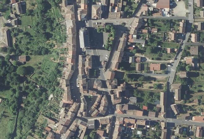 Vue aérienne Marché d'Arlanc, Arlanc