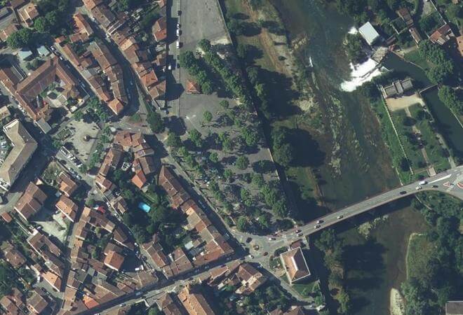 Vue aérienne Marché d'Auterive, Auterive