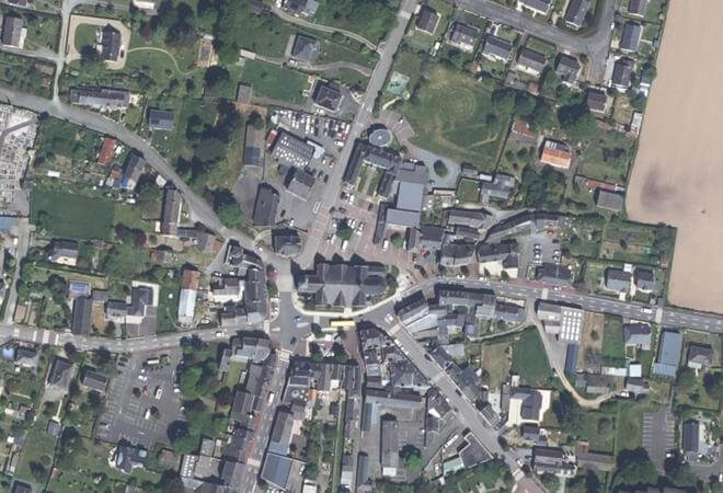 Vue aérienne Marché d'Avessac, Avessac