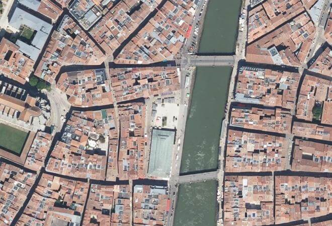 Vue aérienne Marché de Bayonne, Bayonne
