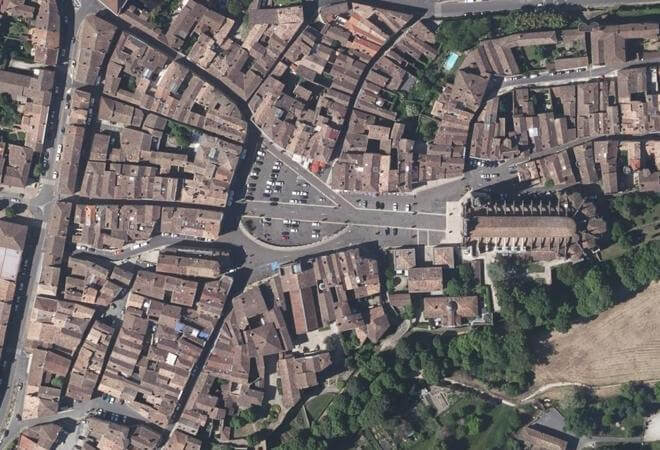 Vue aérienne Marché de Bazas, Bazas