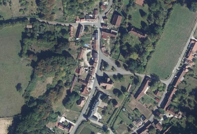 Vue aérienne Marché de Cessy-les-Bois, Cessy-les-Bois