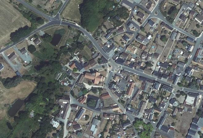 Vue aérienne Marché de Challes, Challes