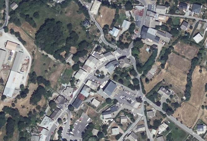 Vue aérienne Marché de Chateauxroux, Châteauroux-les-Alpes