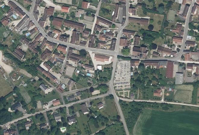 Vue aérienne Marché de Chichery, Chichery