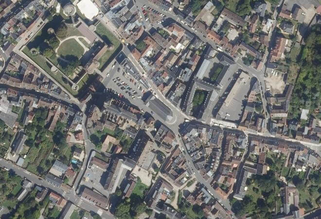 Vue aérienne Marché de Dourdan, Dourdan