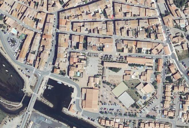 Vue aérienne Marché de Gruissan, Gruissan