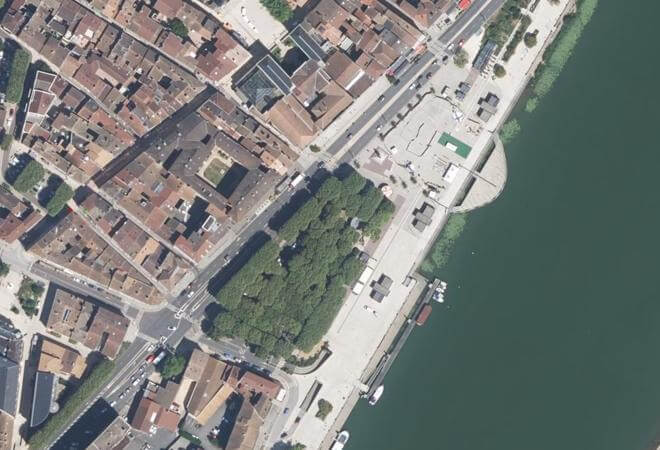 Vue aérienne Marché de l'Esplanade, Mâcon