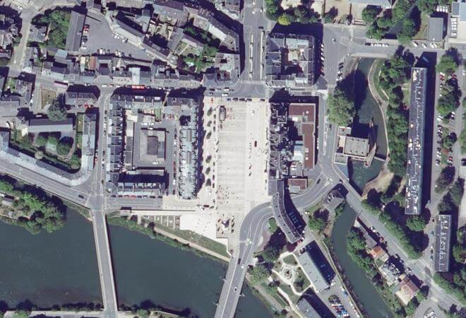 Vue aérienne Marché de l'Hôtel de ville, Charleville-Mézières