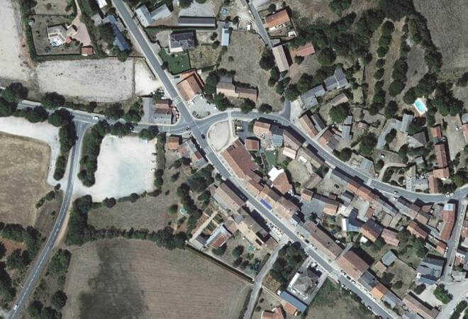 Vue aérienne Marché de la Cavalerie, La Cavalerie