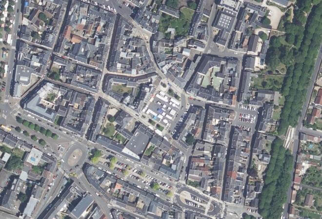Vue aérienne Marché de la Place de Halles, Pithiviers