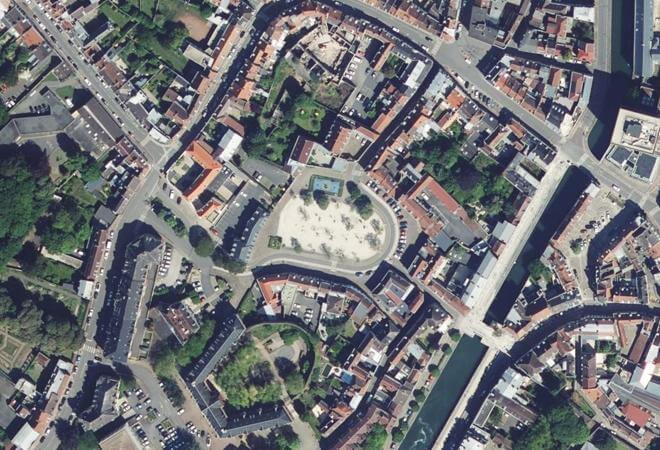 Vue aérienne Marché de la Place Saint-Amé, Douai