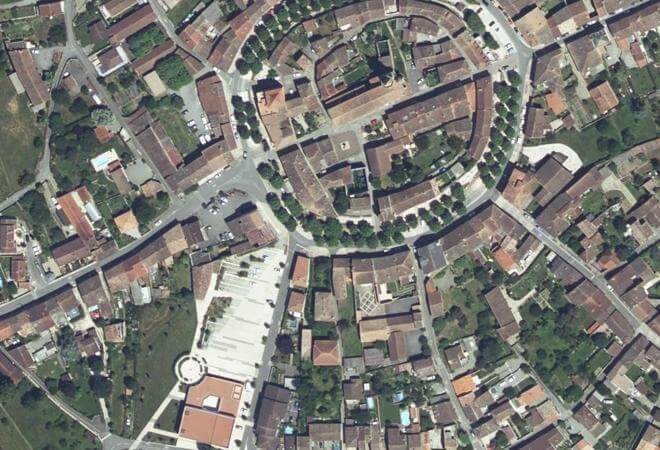 Vue aérienne Marché de Martres-Tolosane, Martres-Tolosane