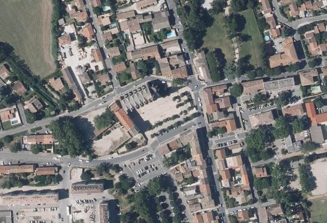 Vue aérienne Marché de Montfavet, Avignon