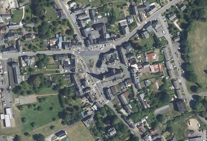 Vue aérienne Marché de Passais Villages, Passais Villages