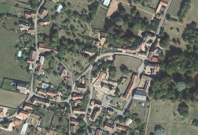 Vue aérienne Marché de producteurs, Ameugny