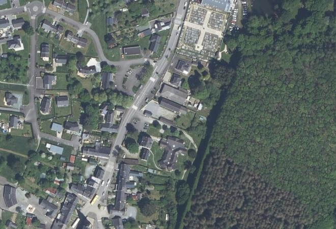 Vue aérienne Marché de producteurs, Sévérac