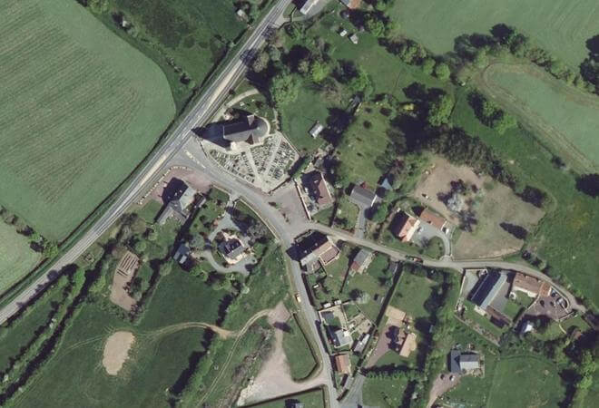 Vue aérienne Marché de Raids, Raids