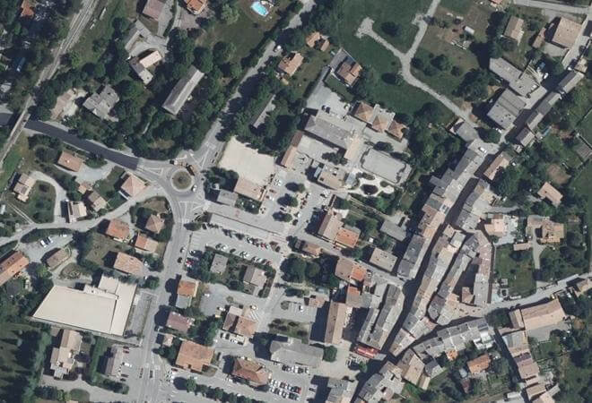 Vue aérienne Marché de Saint-André-les-Alpes, Saint-André-les-Alpes
