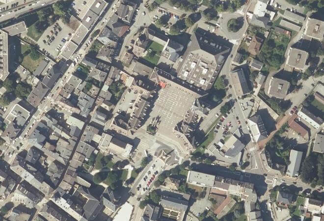 Vue aérienne Marché de Saint-Jean-de-Maurienne, Saint-Jean-de-Maurienne