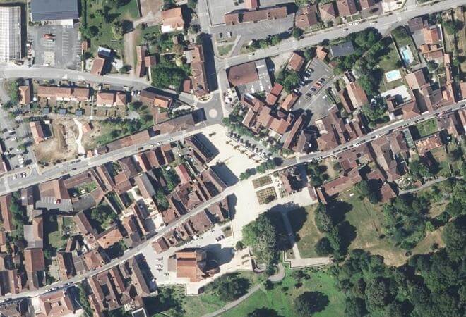 Vue aérienne Marché de Sauveterre-de-Béarn, Sauveterre-de-Béarn