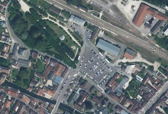 Vue aérienne Marché de Tonnerre, Tonnerre